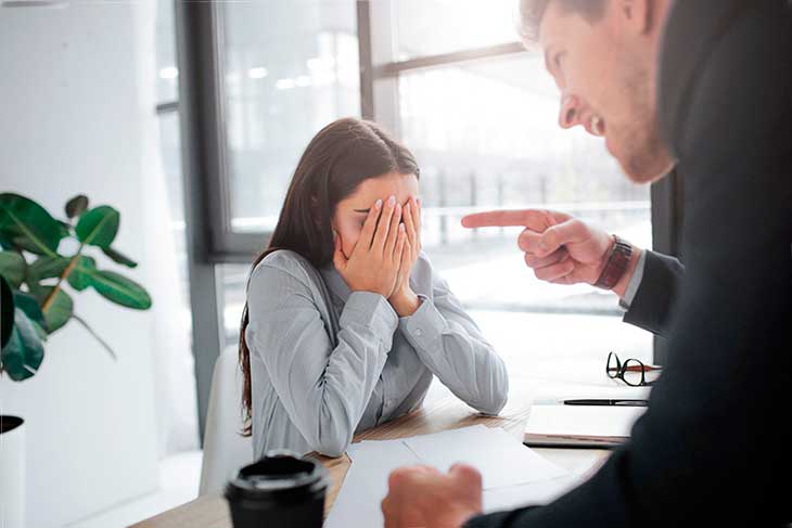 acoso laboral colombia